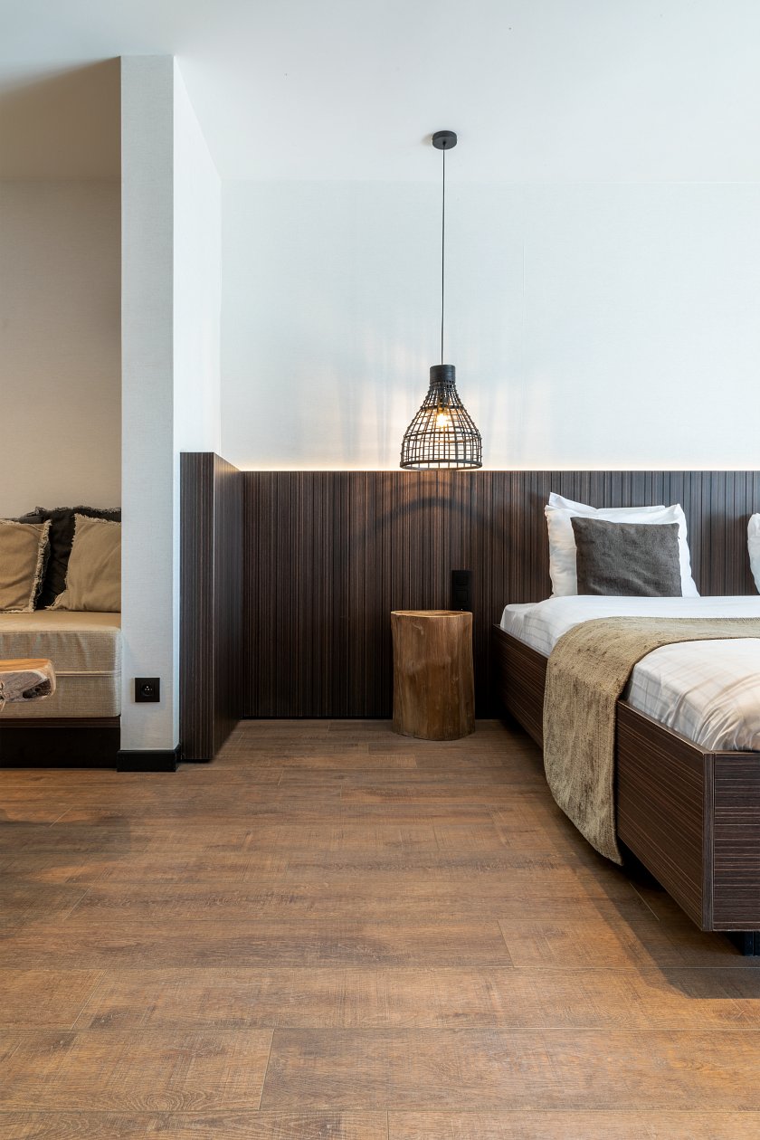 COREtec vinilinės grindys Bark, tamsiai rudos spalvos